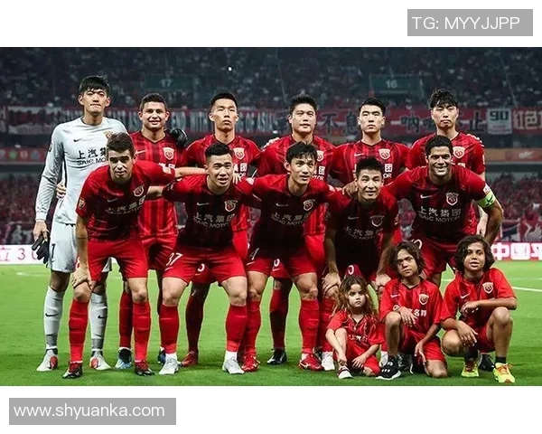 上港与恒大次回合首发阵容揭晓球迷期待精彩对决 上港与恒大次回合首发阵容揭晓球迷期待精彩对决