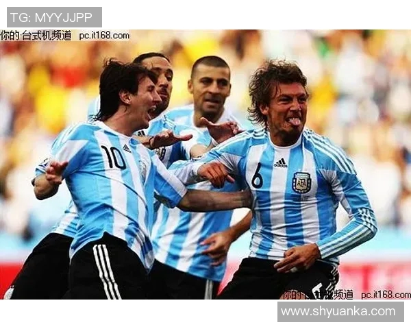 世界杯明星风采全览:聚焦顶级球员与他们的传奇瞬间 世界杯明星风采全览:聚焦顶级球员与他们的传奇瞬间