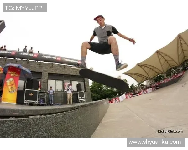 对话滑板传奇周伟探讨他的职业生涯与未来展望 对话滑板传奇周伟探讨他的职业生涯与未来展望