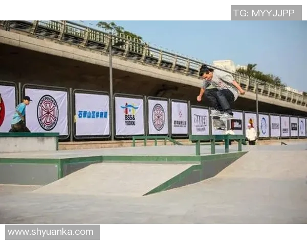 滑板人生的追逐与坚持刘强与我畅谈梦想与挑战